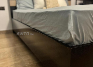 ensemble de lit complet istikbal. avec matelas 