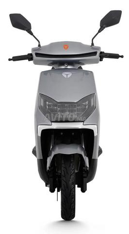 Scooter électrique Yadea RN
