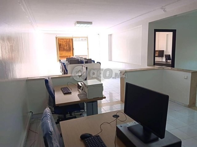 CMN-SI-1733 - Bureau à louer à Foncière