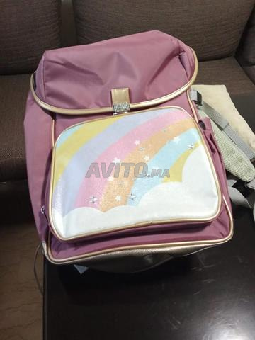 cartable neuf avec étiquette 