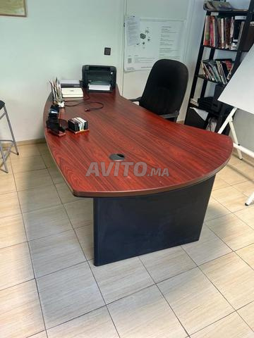 Bureau disign contemporain avec rangements - 2