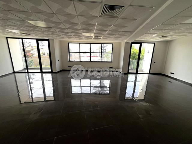 CMN-MA-1636 - Bureau à louer à Franceville - 2