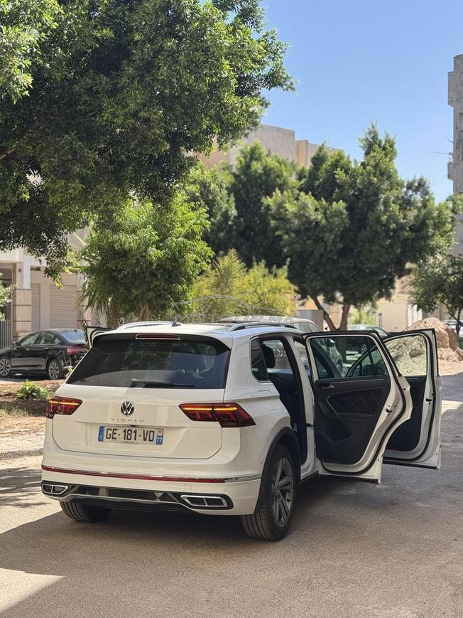 VOLKSWAGEN TIGUAN R LINE 