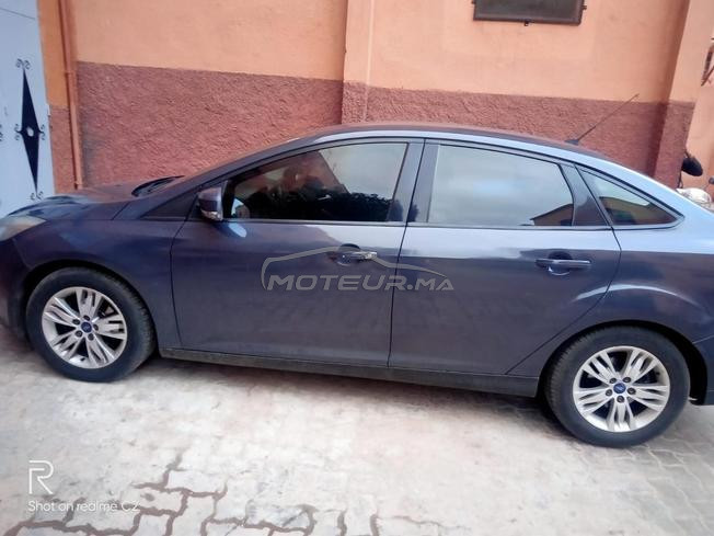 ford focus très bien entretenu 