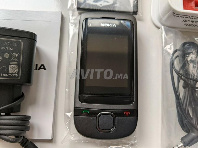  Nokia C2-05 gris  nevo 