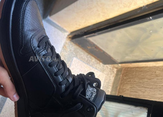 levi's original two horse brand