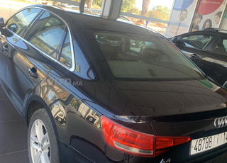 Audi  A4 bon etat 