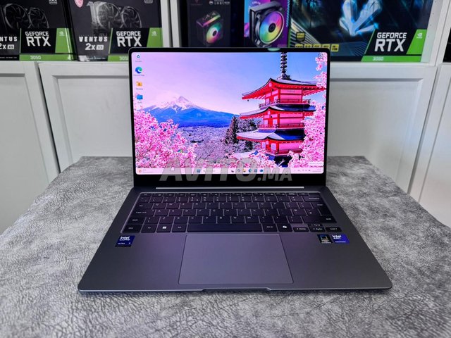 Samsung Galaxy Book 5 Pro Ultra 7 256V 2025