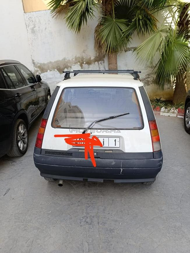 سيارة للبيع في حالة جيدة 
