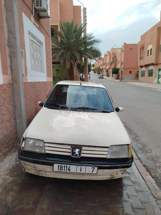 سيارة بيجو 205
