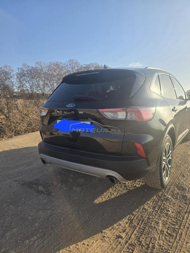 ford kuga titanium