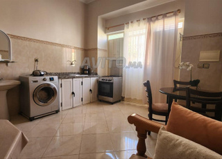 استوديو حديث للإيجار في وجدة