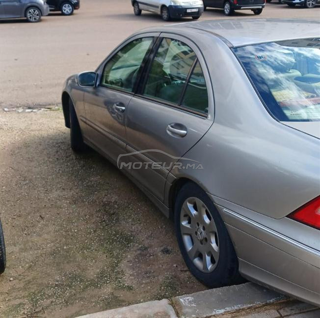 Mercedes-Benz 220 Diesel Manuelle 2005 à Meknès