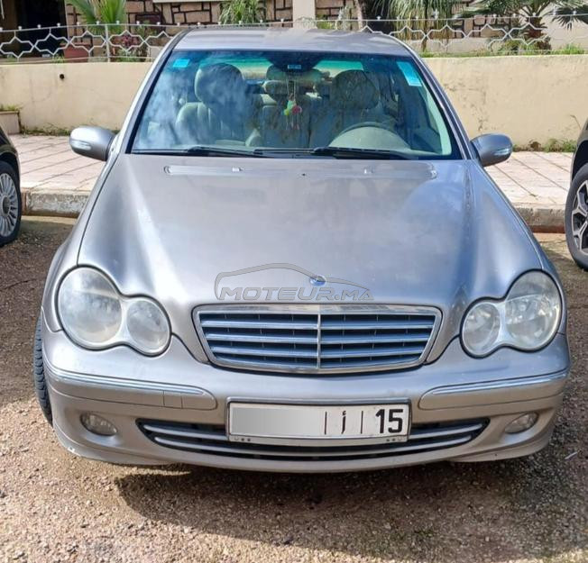 Mercedes-Benz 220 Diesel Manuelle 2005 à Meknès