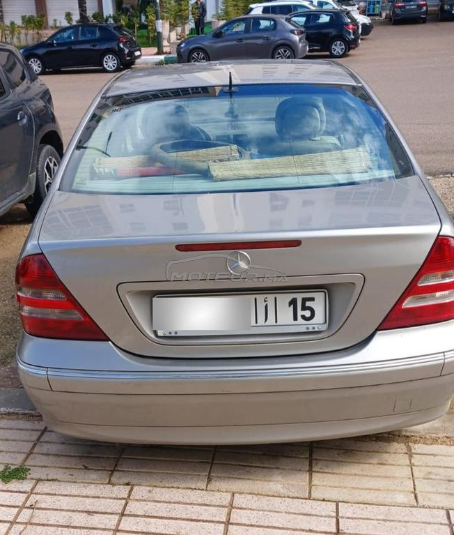 Mercedes-Benz 220 Diesel Manuelle 2005 à Meknès