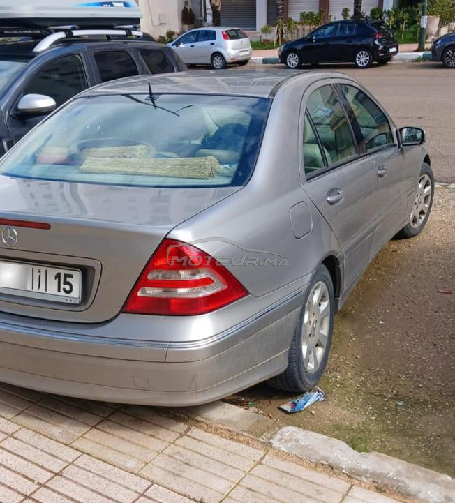 Mercedes-Benz 220 Diesel Manuelle 2005 à Meknès