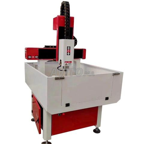 CNC 6060 POUR CARVER ET SCULPTER BOIS ET METAUX