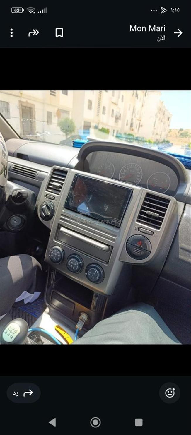 سيارة جميلة وقوية