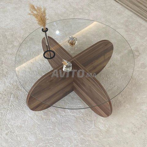 Table basse moderne en verre