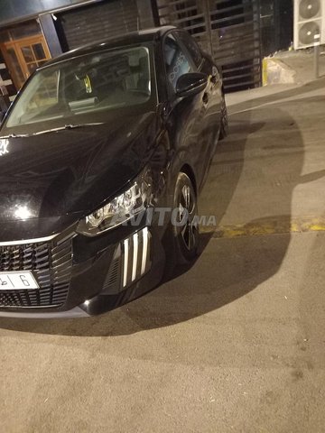 peugeot 208 Manuelle 2024 à Casablanca
