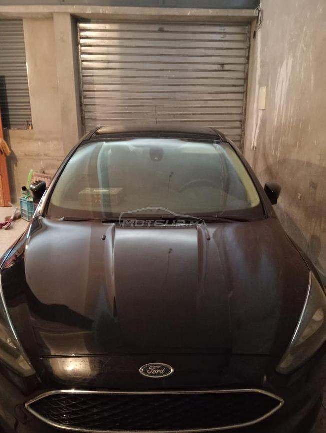 Ford Focus 2016 avec coffre