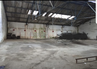 Grand local commercial 