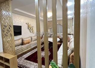 شقة مفروشة مكيفة للإيجار وسط أكادير