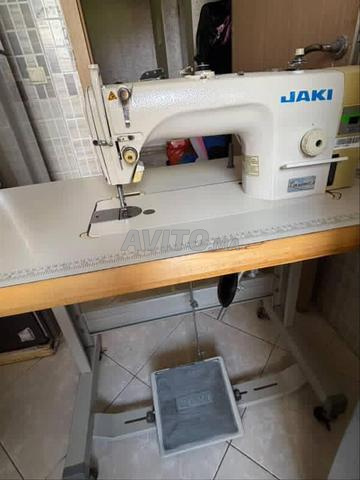 Machine à coudr - 2