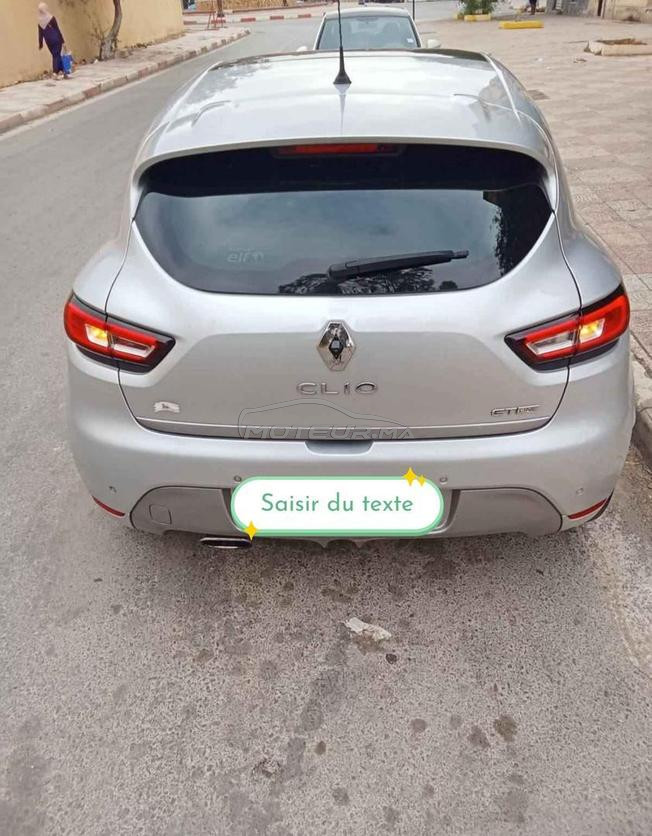 renault  clio 