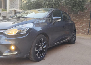 Renault Clio Diesel Automatique 2018 à Fès