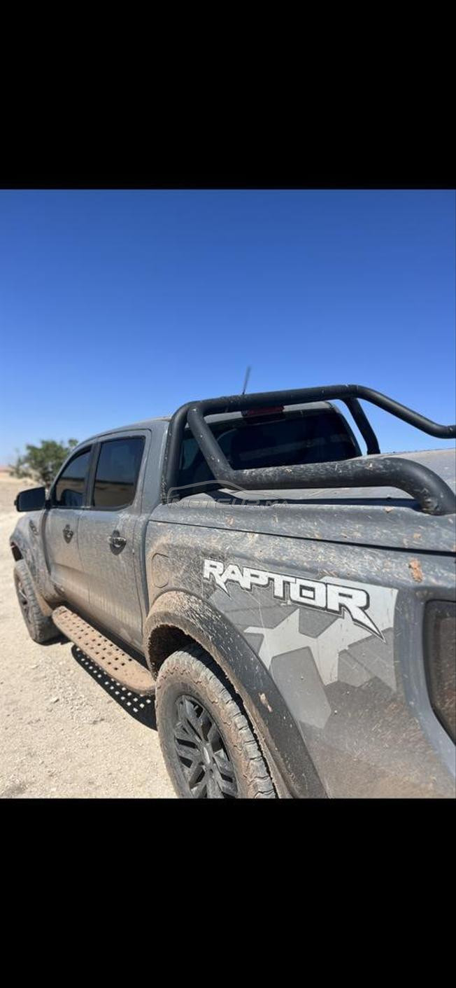 ford Raptor excellent etat avec pleins d options 