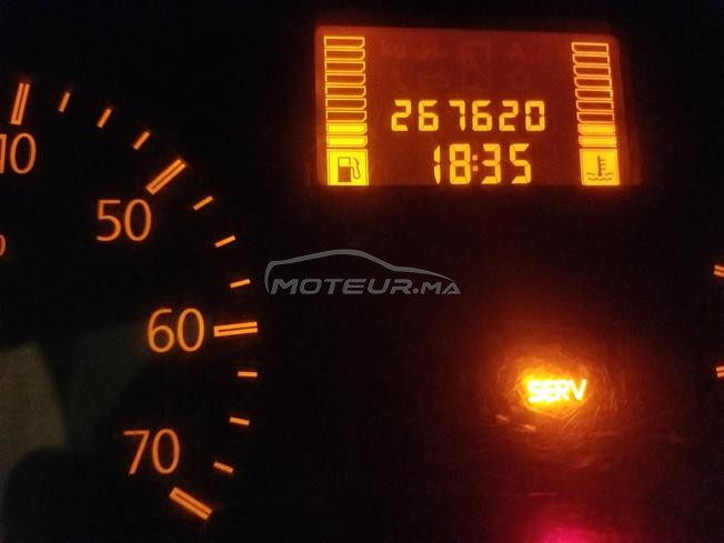سيارة بيضاء kango dci