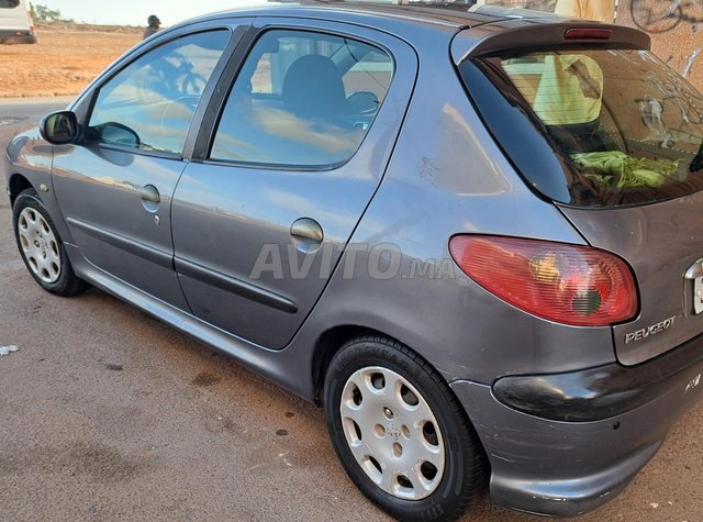 Voiture Peugeot 206 Diesel 2009 