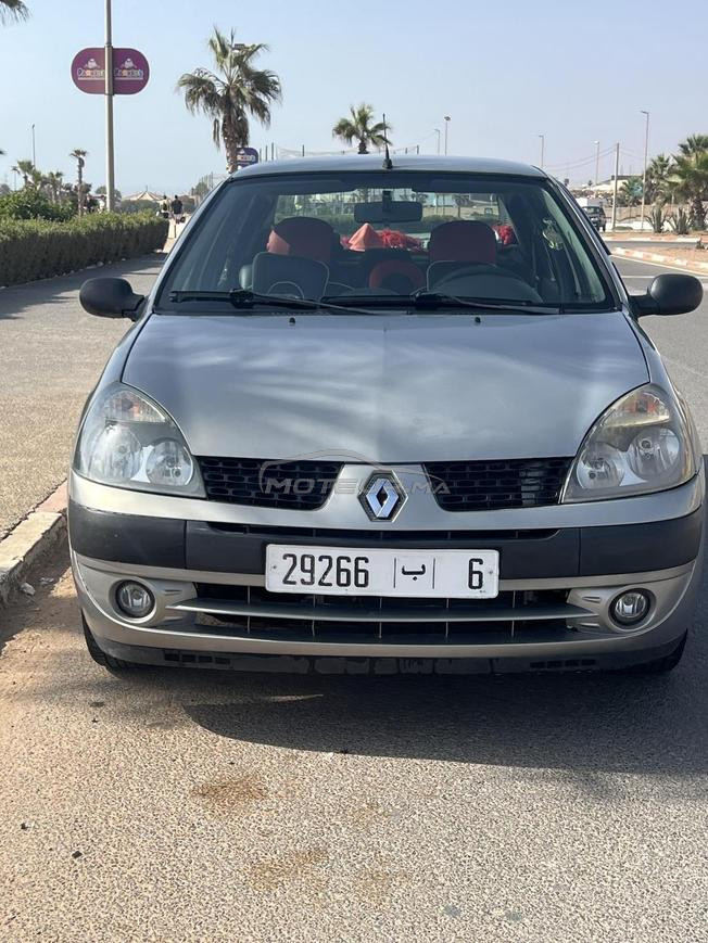 Renault Clio Essence Manuelle 2005 à Agadir