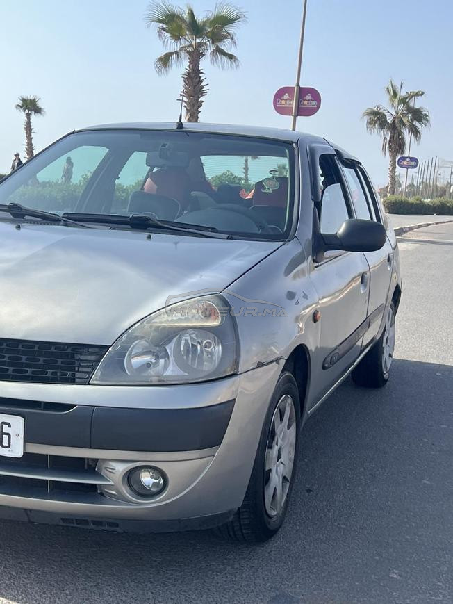Renault Clio Essence Manuelle 2005 à Agadir