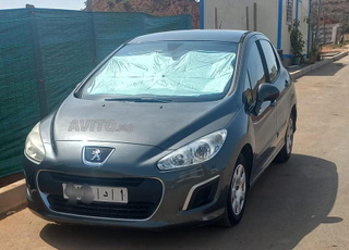 Peugeot 308 Diesel Manuelle 2011 à Salé