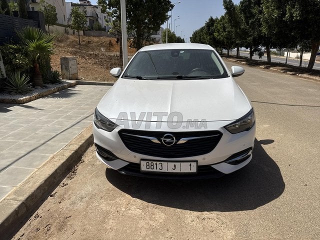 opel insignia 2019