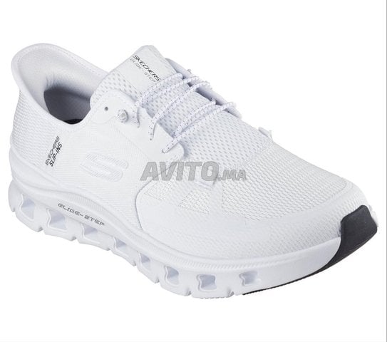 skechers 44