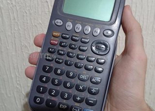 Calculatrice programmable casio Originale