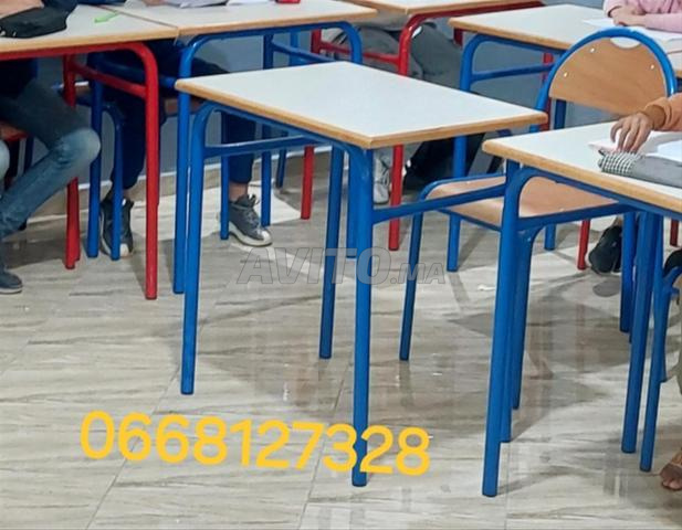 chaises et tables à vendre 