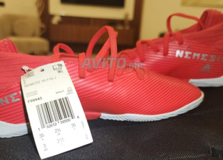 chaussures ADIDAS NEMESIS