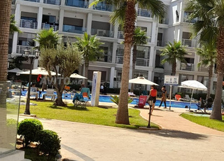 شقة للكراء اليومي ببوزنيقة