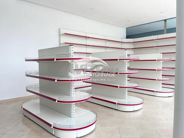 Rayonnage magasin – Qualité européenne garantie