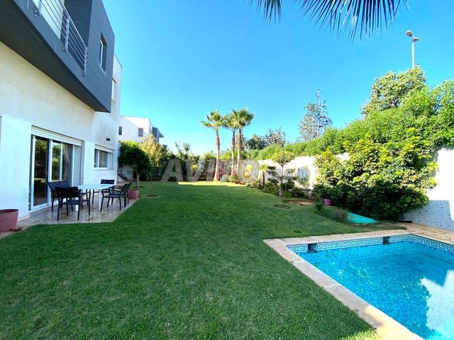 Vente Villa 8 pièces de 380 m² à Oulad Salah