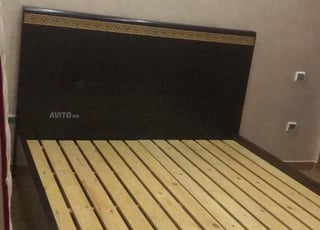 Lit avec matelas et 2 chevets en bois de chêne 