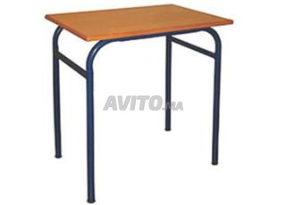 طاولة مدرسية