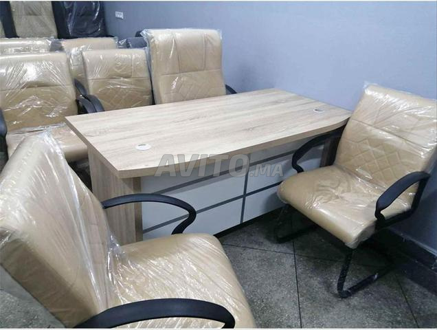 FABRICATION DES BUREAUX EN BOIS MDF AVEC PACK CHAI