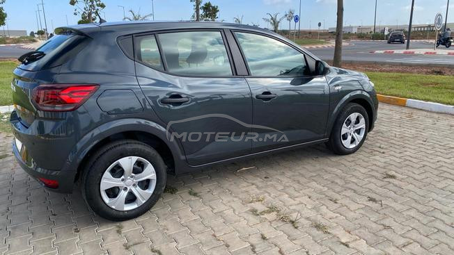 Sandero dacia essence 