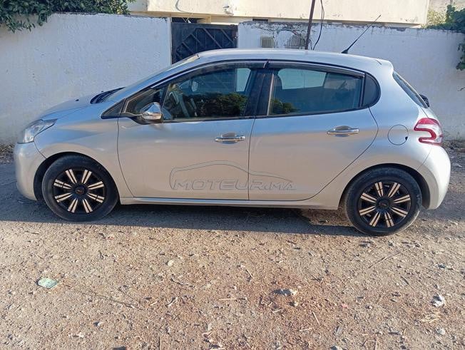 Peugeot 208 à vendre 