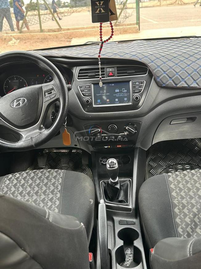 hyundai i20 ba9a n9iya li mahtam marhba